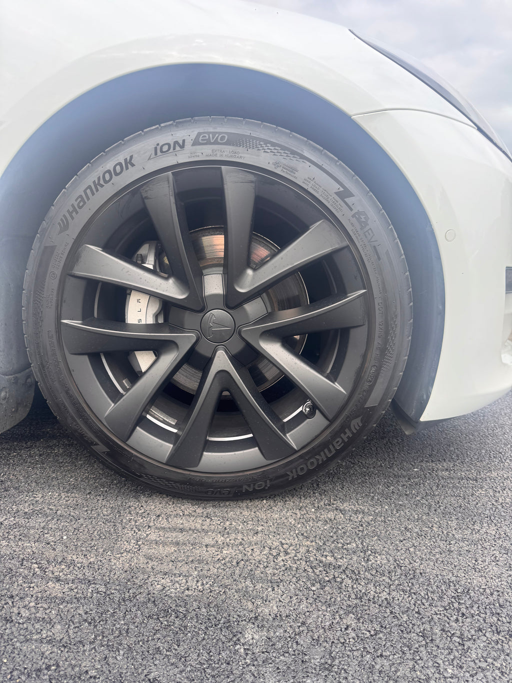 Tesla Model 3 (17-23) Wheel Rim Covers 4PCS 18 inch Arachnid Wheel Cover with Matte T Logo