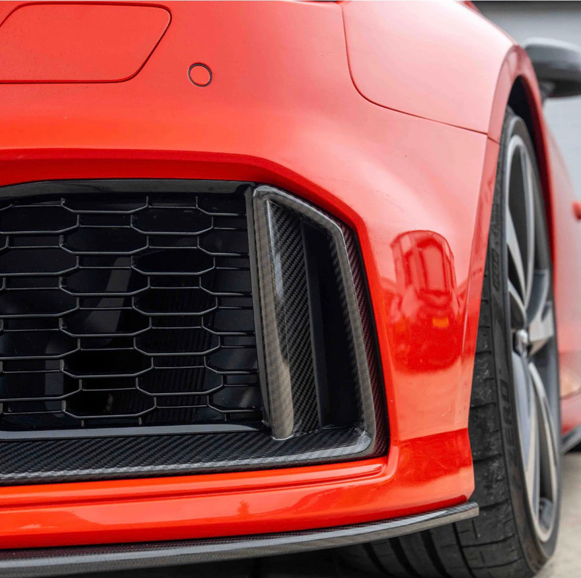 AUDI RS3 8V FACELIFT CARBON FIBRE BUMPER TRIM