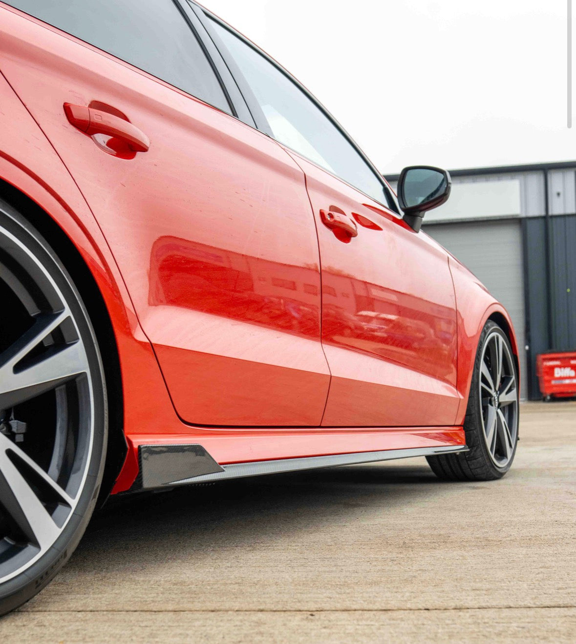 AUDI A3/S3/RS3 8V SALOON CARBON FIBRE SIDE SKIRTS